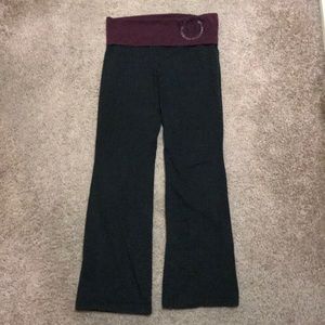 Pink/ Victoria’sSecret yoga pants maroon